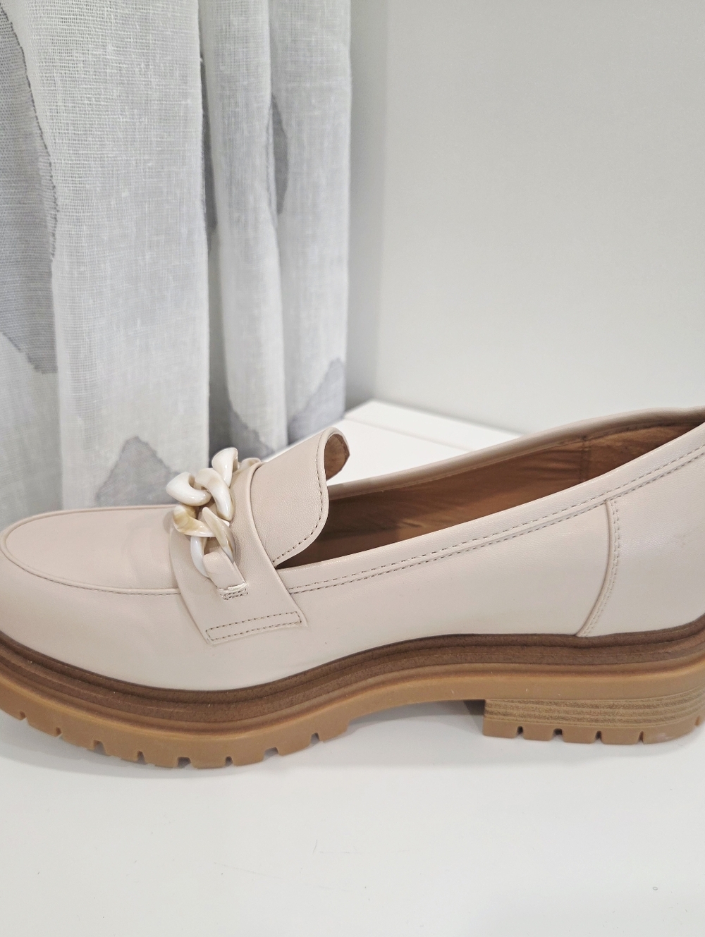 PENN Chunky Platform Loafers Chain Detail Beige Size 10WW - Picture 5 of 12